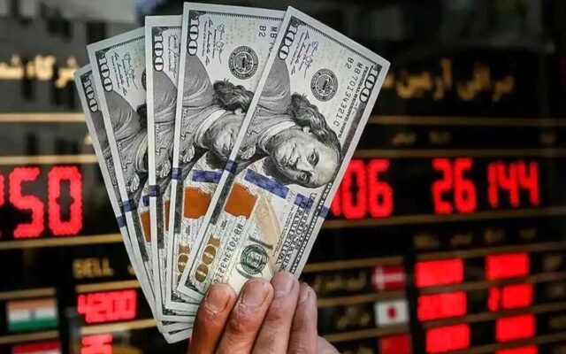 از دلار ۵۸ هزار تومانی تا ۲۷۰ هزار تومان؛ پرسش راغفر از دولت: چرا اداره کشور به گرانتر شدن زندگی مردم گره خورده است؟
