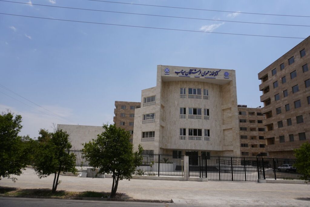 بزرگ‌ترین کتابخانه شرق شیراز در آستانه افتتاح؛ گامی برای تحقق عدالت فرهنگی