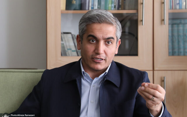 فتحی: گواهینامه زنان نیاز به قانون ندارد/ شورای عالی امنیت ملی پاسخ نامه‌های قالیباف برای حضوری شدن صحن را نداده است/یک مجلس نمی‌تواند ۱۰ تا استیضاح را پیش ببرد