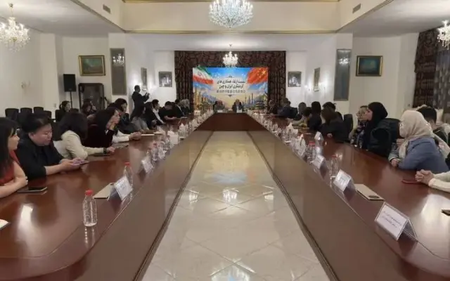 چین باید به یکی از مهم‌ترین شرکای گردشگری ایران تبدیل شود