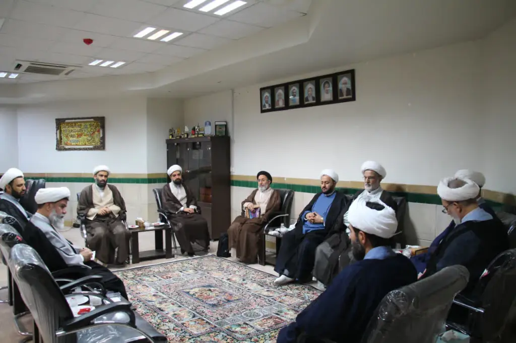 نشست هم‌افزایی مدیران مدارس سطوح عالی حوزه علمیه شیراز برگزار شد