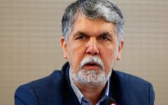 قرآن باید از قالب معلومات خارج و در زندگی تجسم یابد