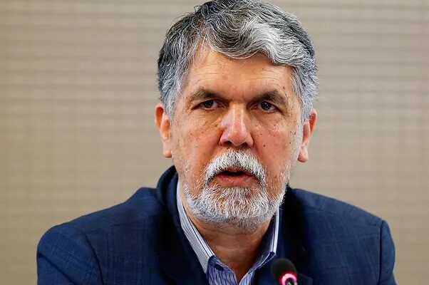 قرآن باید از قالب معلومات خارج و در زندگی تجسم یابد