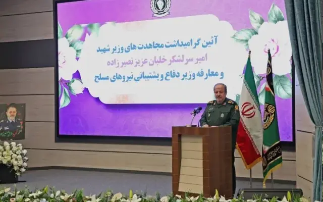 ایستادگی در برابر زیاده‌خواهی‌های دشمن از الزامات پیشرفت کشور است