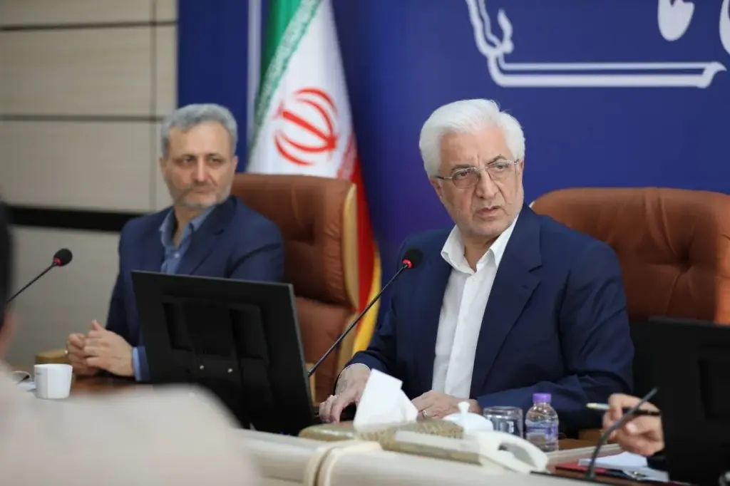 هشدار استاندار خراسان شمالی: نبود سوخت دوم، تولید گلخانه‌ها و نانوایی‌ها را تهدید می‌کند