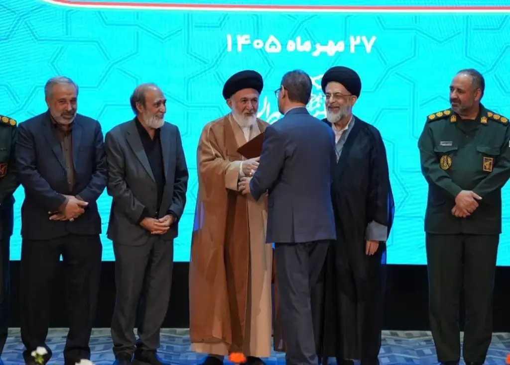 شهردار جدید منطقه ۲۰ تهران معرفی شد/تأکید بر توسعه شهرری و پاسخگویی به مطالبات مردم