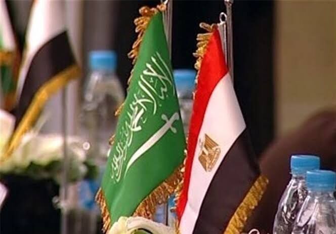 مصر بررسی اعزام نیرو به عربستان را باز هم به تعویق انداخت؛ هشدار یمن به مصر