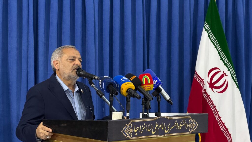 ۸۰۰ هزار دانش آموز در سال گذشته معتکف شدند