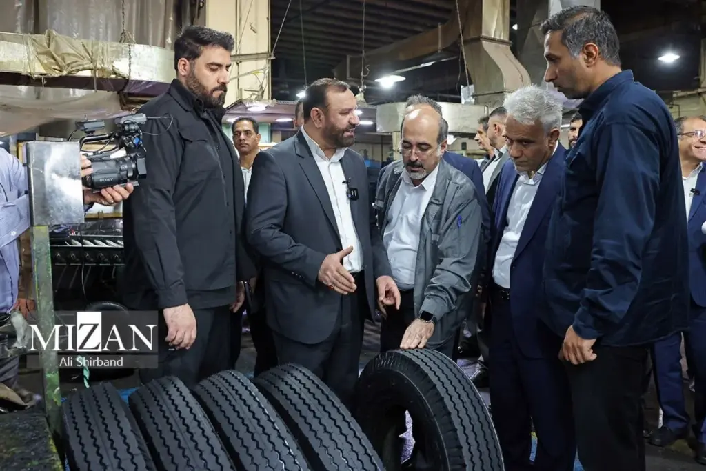 بازدید میدانی دادستان تهران از ایران‌تایر؛ ضرب‌الاجل سه‌روزه برای رفع مشکل تأمین ارز و آغاز عرضه مستقیم لاستیک و روغن با نرخ مصوب از اول آبان