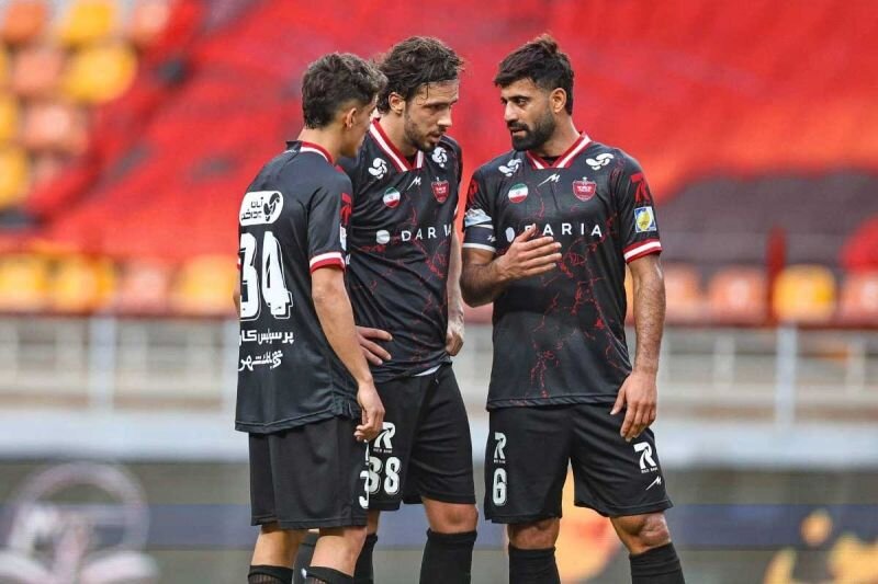 جدایی ۲ بازیکن گرانقیمت پرسپولیس در نیم فصل | تارتار ستاره جوان را انتخاب کرد