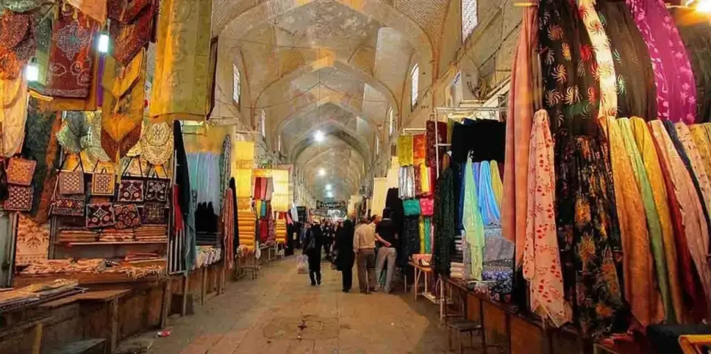 تشکیل ۳۸۰۰ میلیارد ریال پرونده تخلف در بازار یزد/ عدم درج قیمت و گران‌فروشی در صدر تخلفات