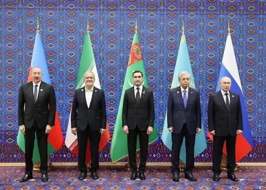 غلبه بر یکجانبه‌گرایی از مجرای مشترک‌المنافع‌ها