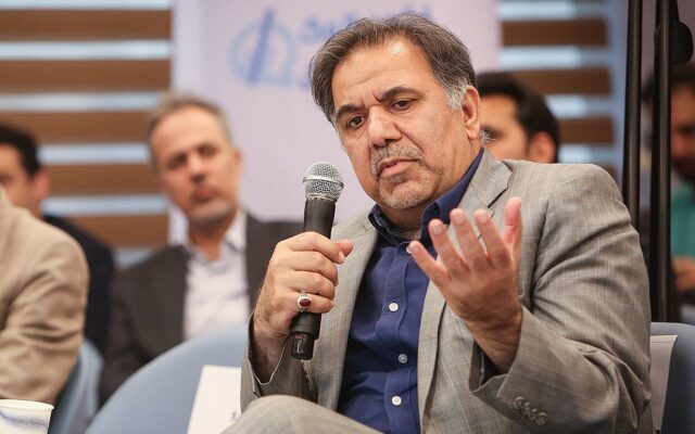 آخوندی: مواجهه نظام لیبرال با بحران پدیده تازه‌ای نیست | کاهش هژمونی آمریکا لزوماً به معنای افول آن نیست | اقتصاد جهان از زنجیره‌های به‌هم‌پیوسته‌ تشکیل شده