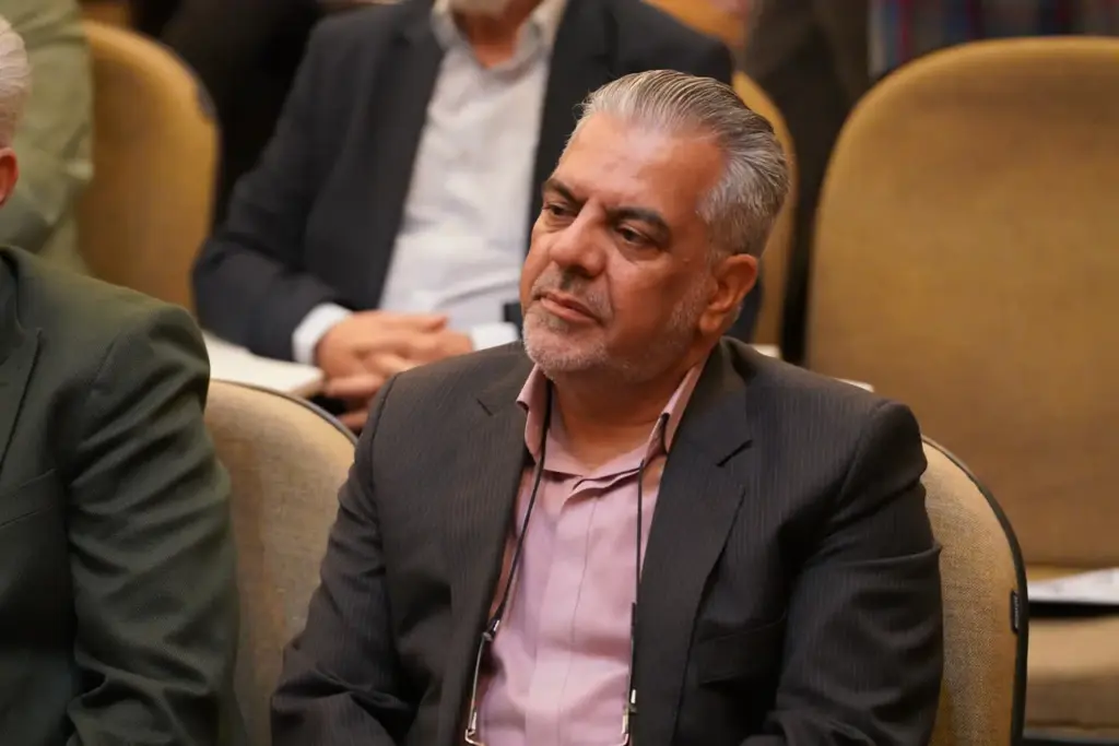 هوشمندسازی و پیوند دانشگاه و صنعت، الزامات رقابت‌پذیری صنایع در آینده است