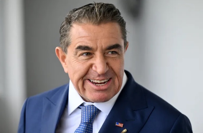 سی.ان.ان: زامبولی فرستاده ضد ایران و دلال محبت میان ترامپ و ملانیا برکنار شد