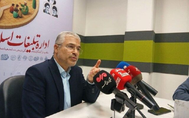 فلسفی: هیچ دانش‌آموزی نباید به دلیل فقر از تحصیل بازبماند