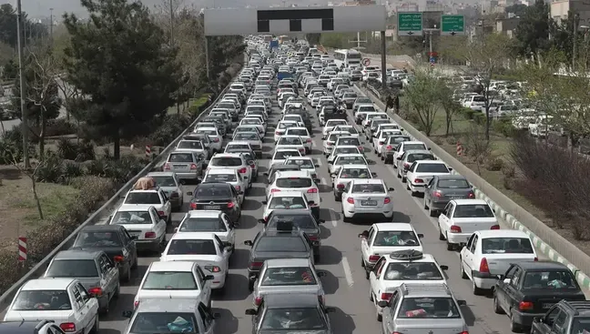 آخرین وضعیت ترافیکی کشور؛ بارش باران در محورهای ۵ استان