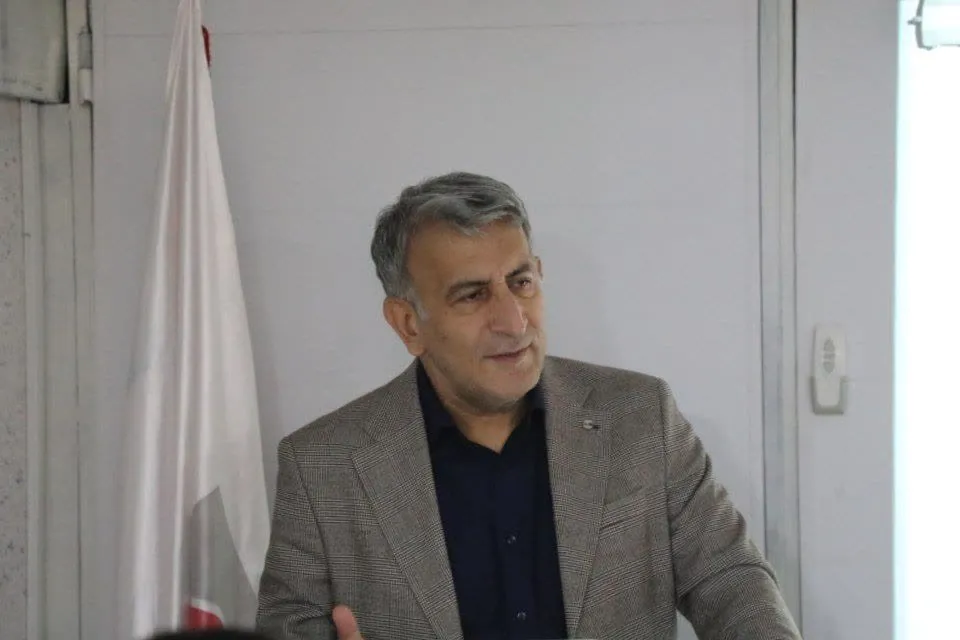 پیوند ورزش و سلامت؛ از تاکید بر پذیرهنویسی سلولهای بنیادی تا اهدای خون مسئولان و جوانان همدان
