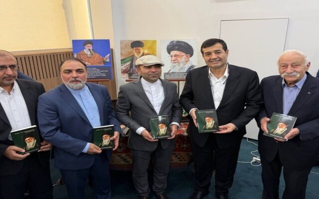 کتاب «خون دلی که لعل شد» با حضور دنیامالی در دانشگاه ایروان رونمایی شد