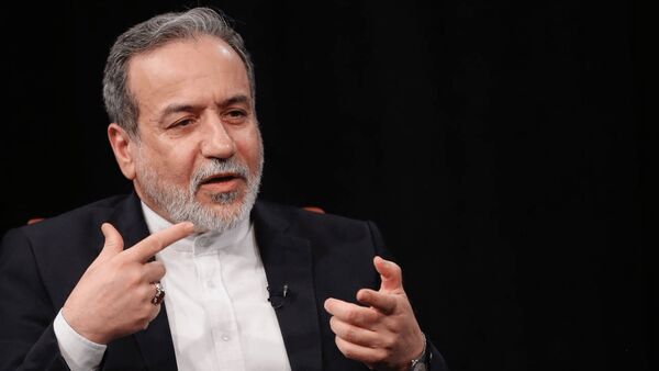 عراقچی: مذاکرات از طریق واسطه‌ها ادامه دارد/ نه حزب‌الله و نه انصارالله، تابع ایران نیستند/ برای مواجهه با جنگی جدید کاملاً آماده‌ایم