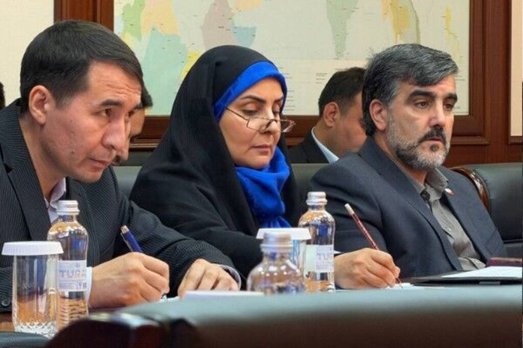 وزیر راه و شهرسازی ایران و وزیر حملونقل قزاقستان نشست مشترک برگزار کردند