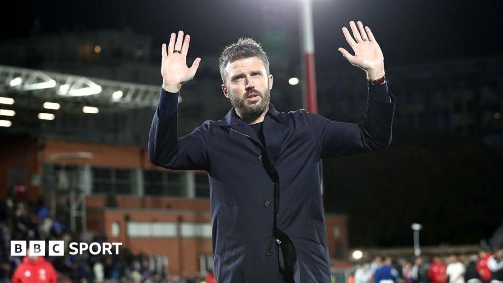 Carrick carrying on as normal as Man Utd eye possible replacements
