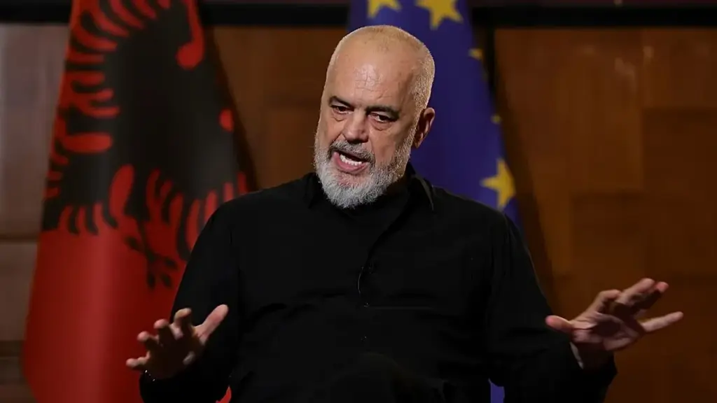 نخست‌وزیر آلبانی مدعی شد «جنگ ترکیبی» اعتراض‌های ضددولتی را تشدید کرده است
