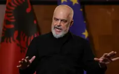 نخست‌وزیر آلبانی مدعی شد «جنگ ترکیبی» اعتراض‌های ضددولتی را تشدید کرده است