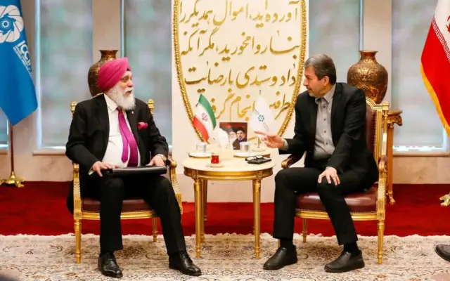 سرمایه‌گذار جدید برای نجات یک مجموعه صنعتی در اردستان معرفی شد؛ بازگشت فرصت شغلی در صورت رفع موانع