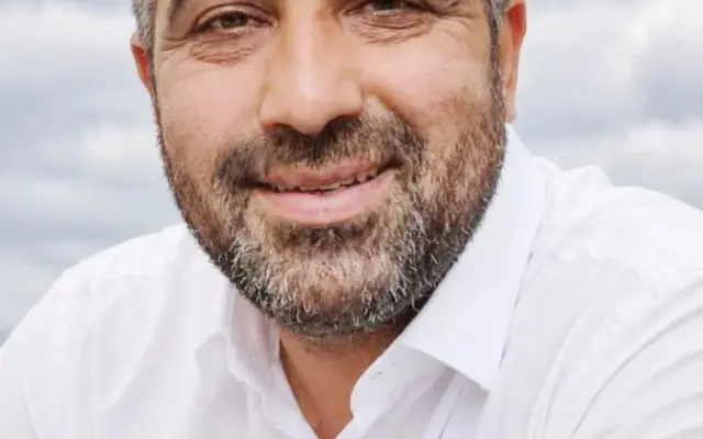 آقا‌محمد شهادت را در وقت اضافه کسب کرد