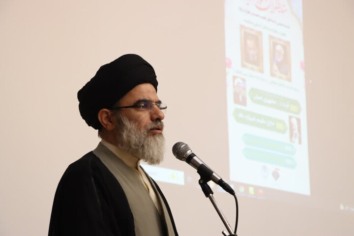 اصلنژادی: مداحان منادیان حقیقت مکتب اهل بیت(ع) هستند