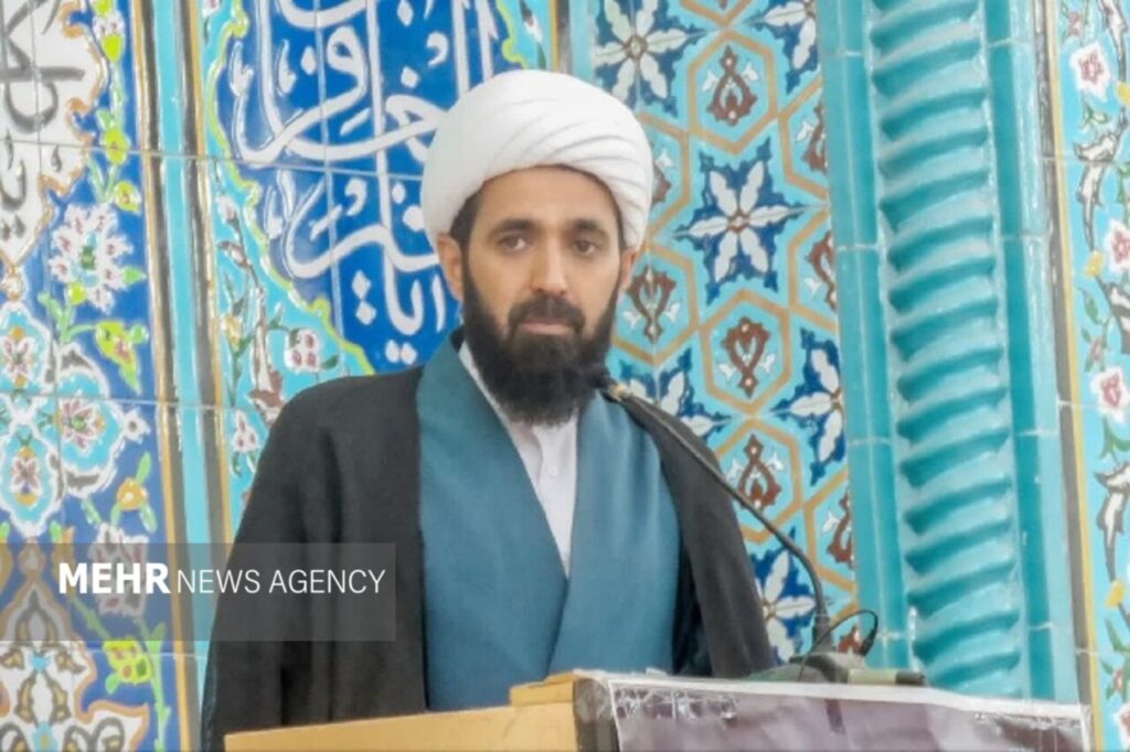 امام جمعه بندر چارک: عزت، حکمت و مصلحت معیارهای اساسی سیاست خارجی است