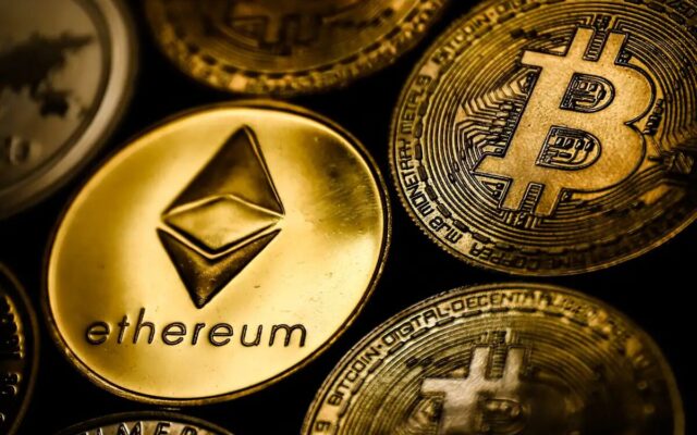 قیمت بیت‌کوین و اتریوم امروز دوشنبه ۲۷ مهر ۱۴۰۵ | افزایش قیمت بیت کوین