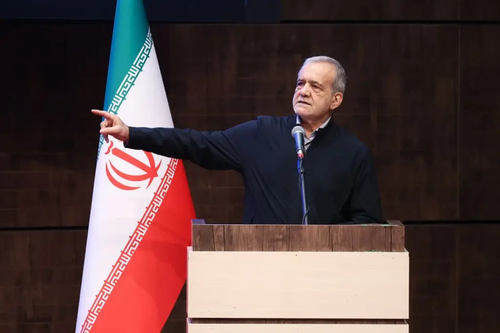 پزشکیان: ایستادگی مردم و حفظ همبستگی ملی، محاسبات دشمن را با شکست مواجه کرد