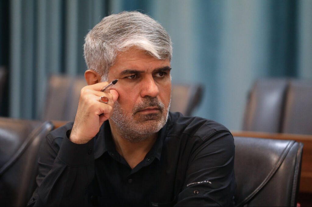 ابراهیم‌پور برای رفع محرومیت از ممبین پای کار آمد/ وضعیت مدرسه ممبین باید تعیین تکلیف شود