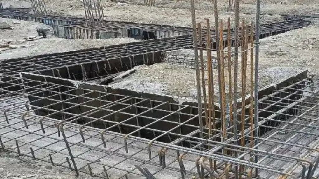 نخستین ساختمان آسیب‌دیده از جنگ رمضان در سنندج وارد مرحله بازسازی شد