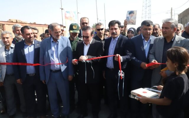 بازسازی ۱۲واحد مسکونی آسیب‌دیده از جنگ در تتنک به پایان رسید