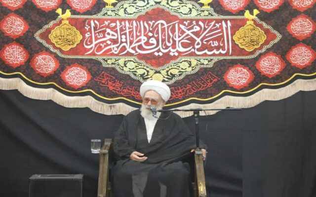 فاطمیه، فرصتی برای تعمیق ایمان و بصیرت است /دنیاطلبی، ریشه انحراف خواص و عموم مردم