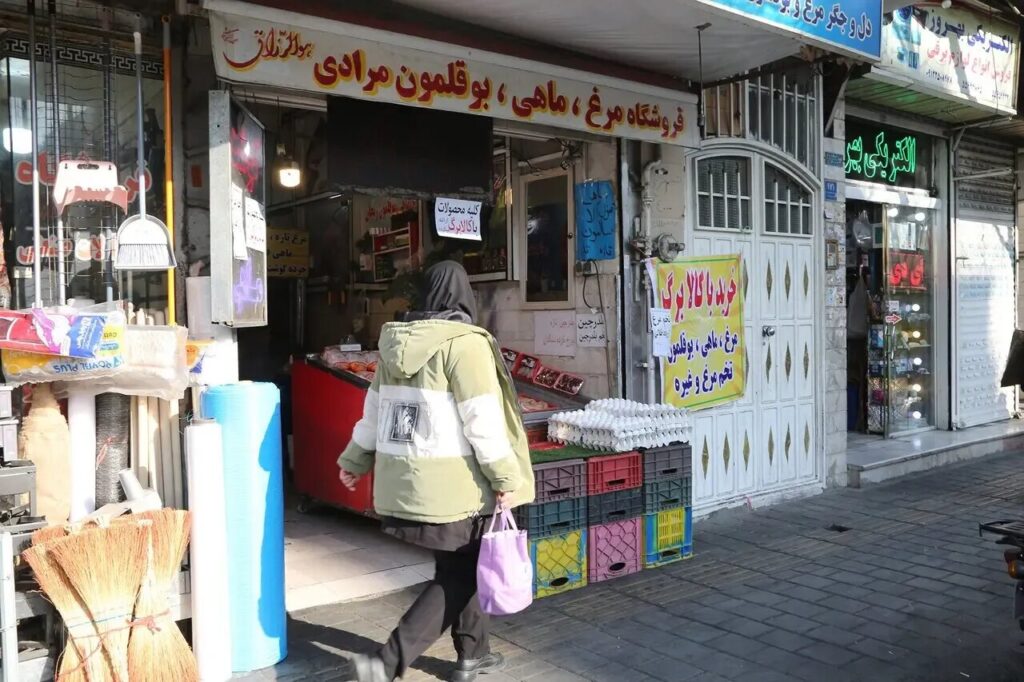 ۷۰ درصد قیمت کالا پیش از رسیدن به مغازه تعیین می‌شود | چرا یک کالا چند قیمت دارد؟