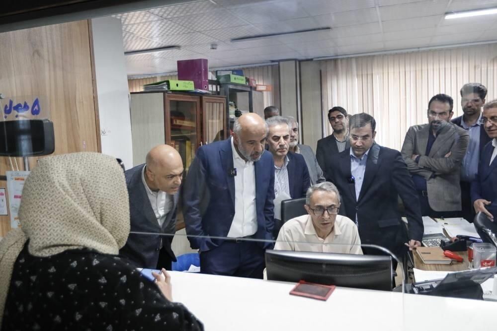 وزیر کار خبر داد: تسهیل ثبت سوابق بیمه‌ای یک میلیون کارگر در بیش از ۱۳ هزار کارگاه
