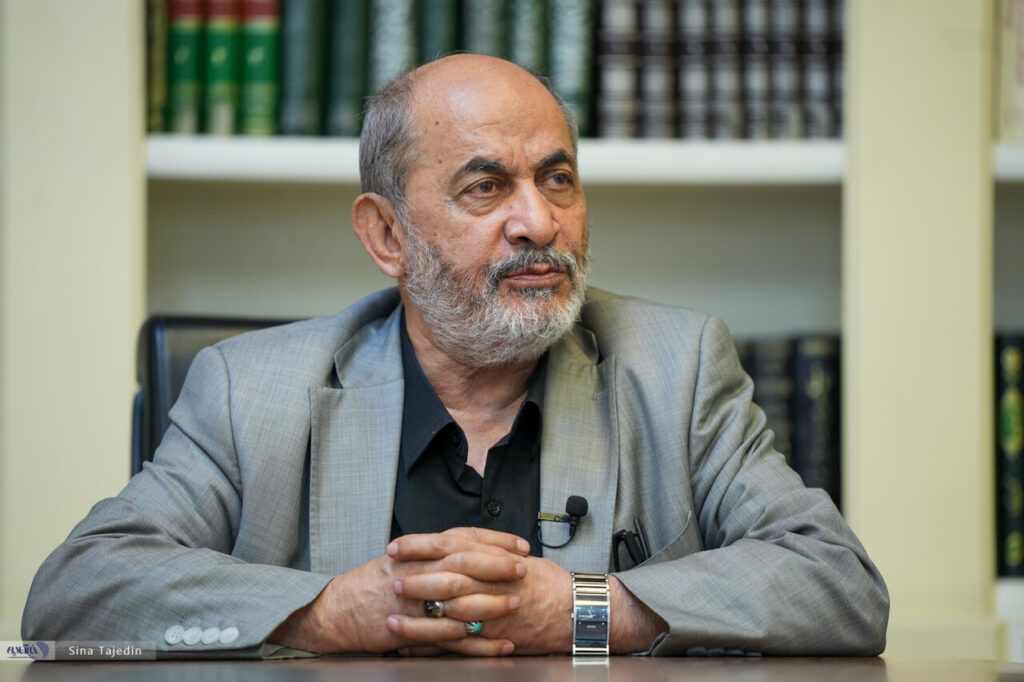 رفیقدوست: اگر نیروهای آمریکایی وارد خاک ایران شوند، اسیر یا کشته می‌شوند/ ما در این محاصره هم نفت صادر می‌کنیم و هم کالا وارد می‌کنیم