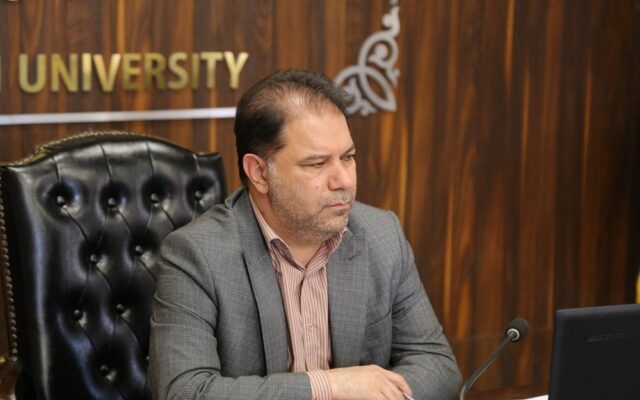 مطالبات اعضای هیئت علمی دانشگاه لرستان روی میز رئیس دانشگاه
