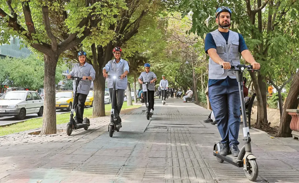 اسکوترها به جنگ با ترافیک تهران میروند!