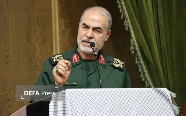 روایت سردار جوانی از پیش‌بینی شهید سلیمانی درباره جنگ آمریکا و اسرائیل با ایران/ حضور ۲۲۶ شبه مردم در خیابان‌ها، پدیده‌ای کم‌نظیر در تاریخ بشر است