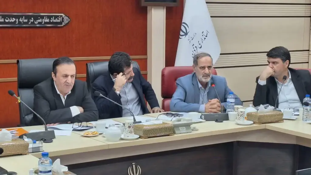 عباسپور: ظرفیت‌های گردشگری آوج و بویین‌زهرا مغفول مانده است