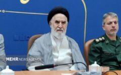 موسوی: رسیدگی به گرانی و معیشت مردم اولویت مسئولان باشد