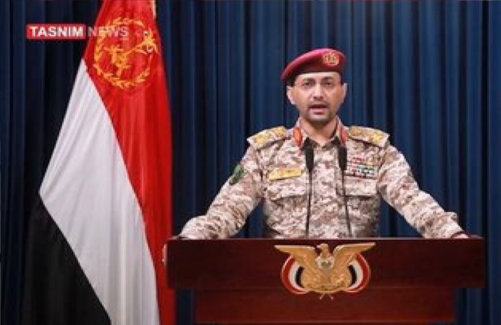 عملیات یمن در عمق عربستان/ پالایشگاه آرامکو و فرودگاه ریاض هدف قرار گرفت
