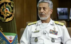 دریادار سیاری: اگر تنگه هرمز باز بود قیمت بنزین در آمریکا افزایش پیدا نمی‌کرد