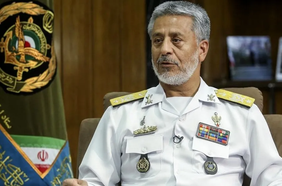 دریادار سیاری: اگر تنگه هرمز باز بود قیمت بنزین در آمریکا افزایش پیدا نمی‌کرد