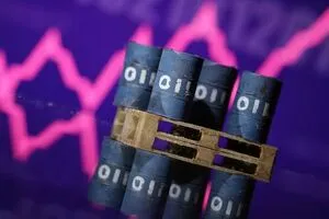 قیمت نفت از بالاترین سطح ۵ ‌ماهه عقب نشست